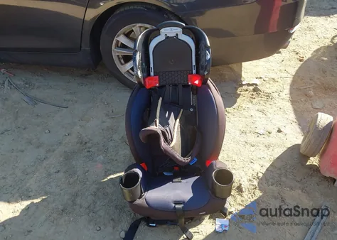 2018 Audi Q5 2.0T Premium/2.0T Tech Premium z USA, uszkodzony, nr VIN WA1ANAFY1J2026552